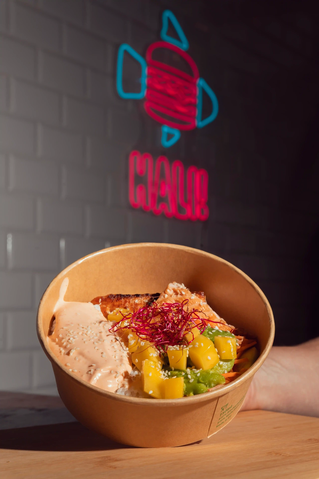 Rice, Rice Baby – lazacos bowl mangóval